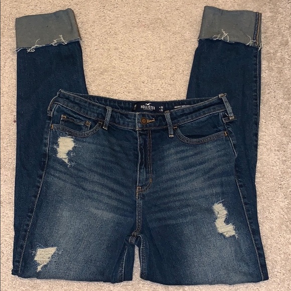 🔴 SOLD🔴 Hollister dark wash high rise skinny - Picture 2 of 6